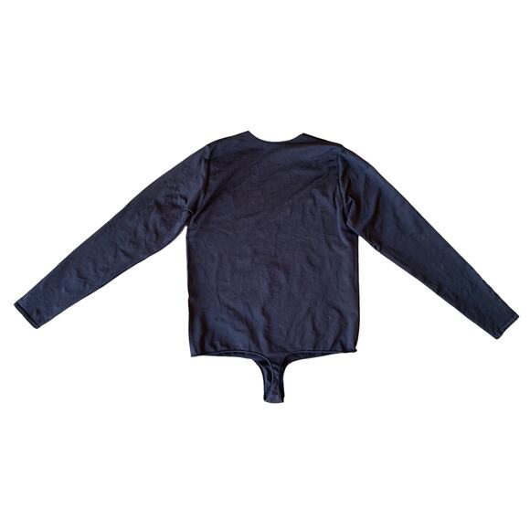 SKIMS Essential Long Sleeve Crewneck Bodysuit (4X/5X) - Picture 5 of 7
